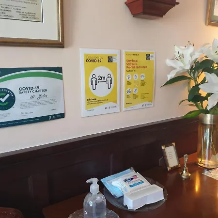 St Judes Oda ve Kahvaltı 3*