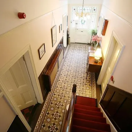 Bed & Breakfast St Judes 3*