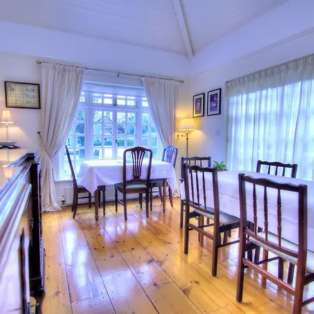 Oda ve Kahvaltı St Judes 3*