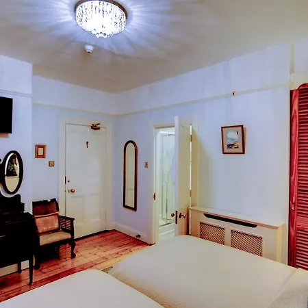 St Judes לינה וארוחת בוקר